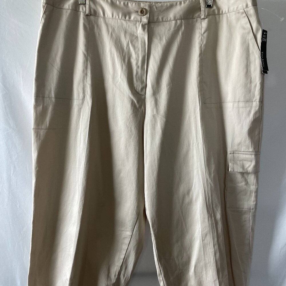 New w/defect Tara Jones Womens Beige High Rise Stretch Cropped Cargo Pants 22W